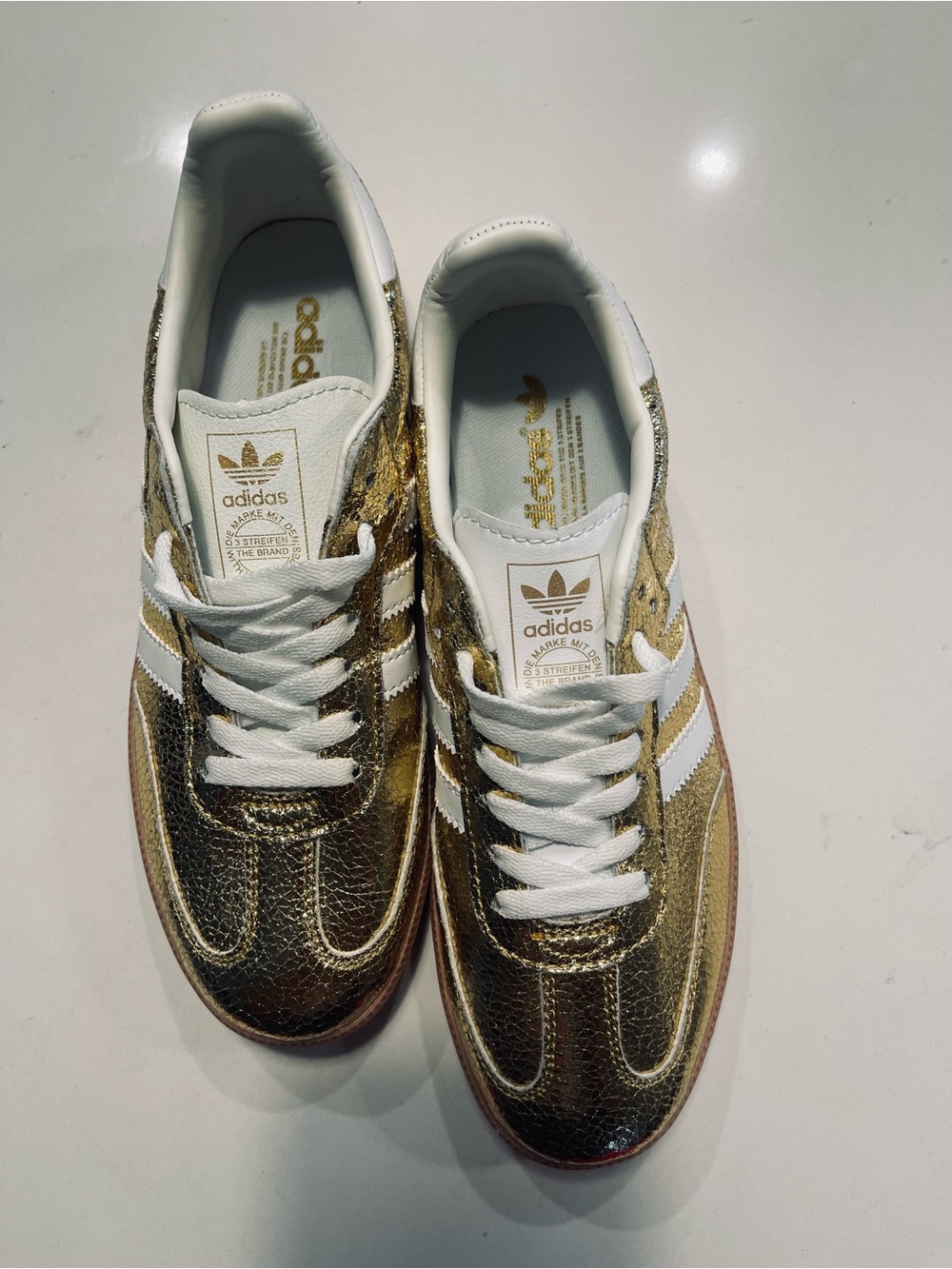 New without box  adidas women Gold Samba Sneakers with White Stripes size 8